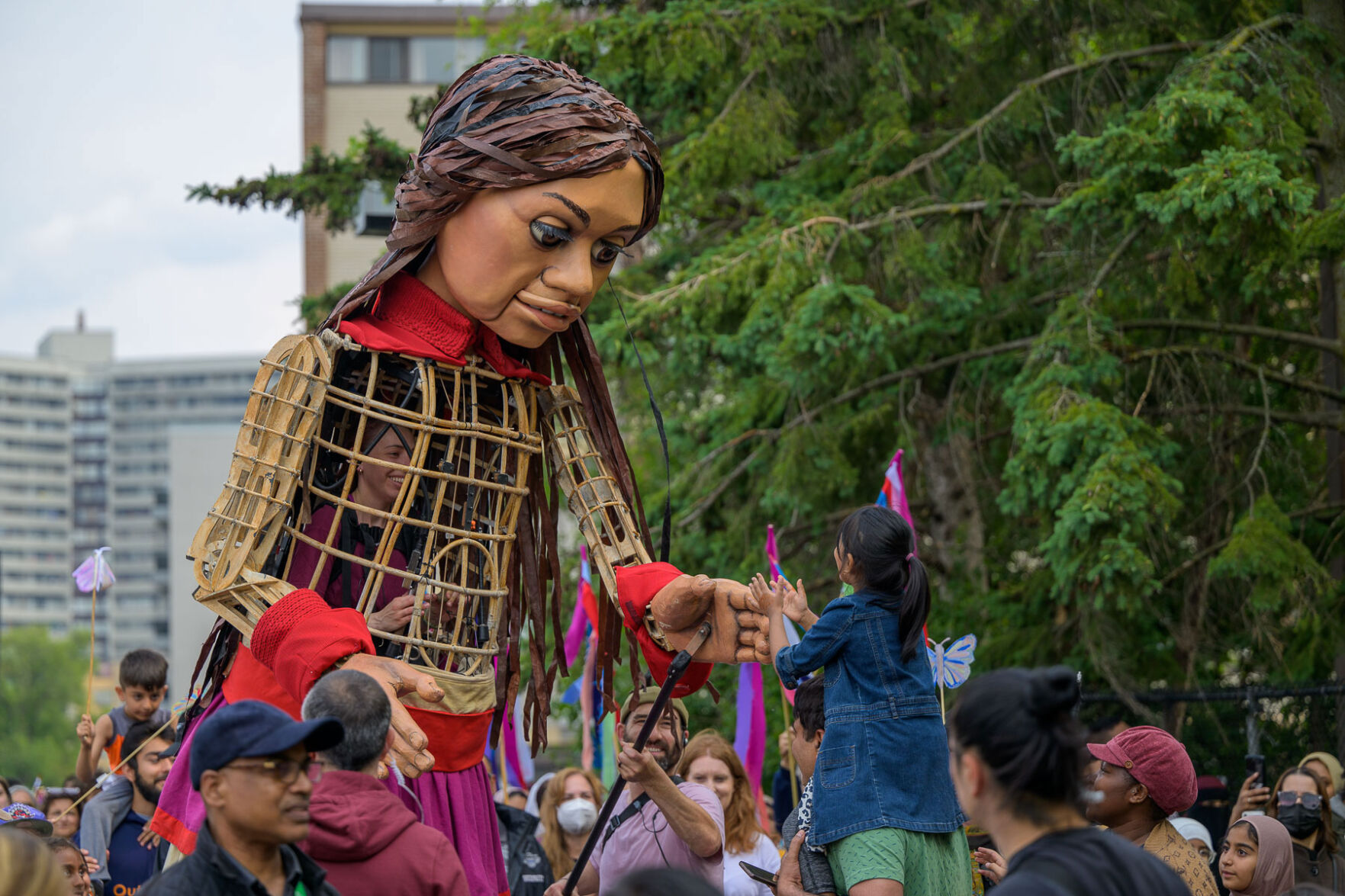 Little-Amal-in-Toronto---(c)-Luminato-Festival,-The-Walk-Productions.-Photography-by-Taku_Kumabe-LR-Z9N_2232.jpg